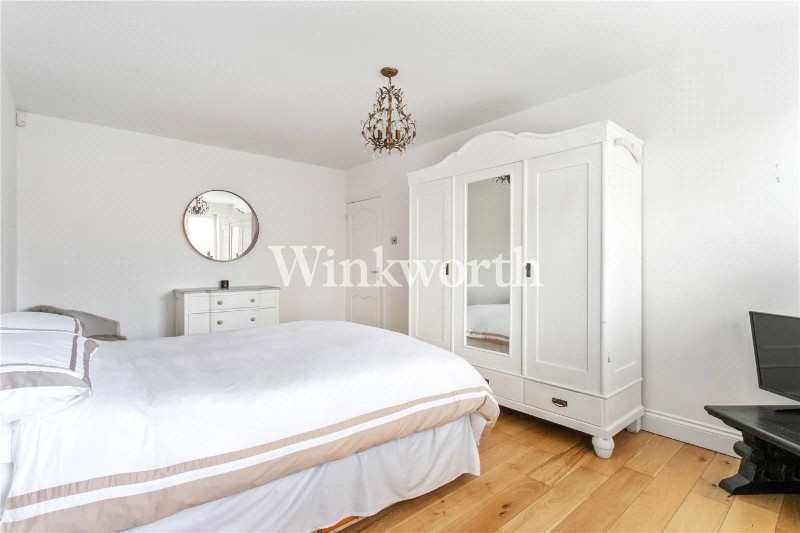 Village Road, Enfield, EN1