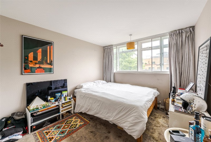 Churchill Gardens, London, SW1V