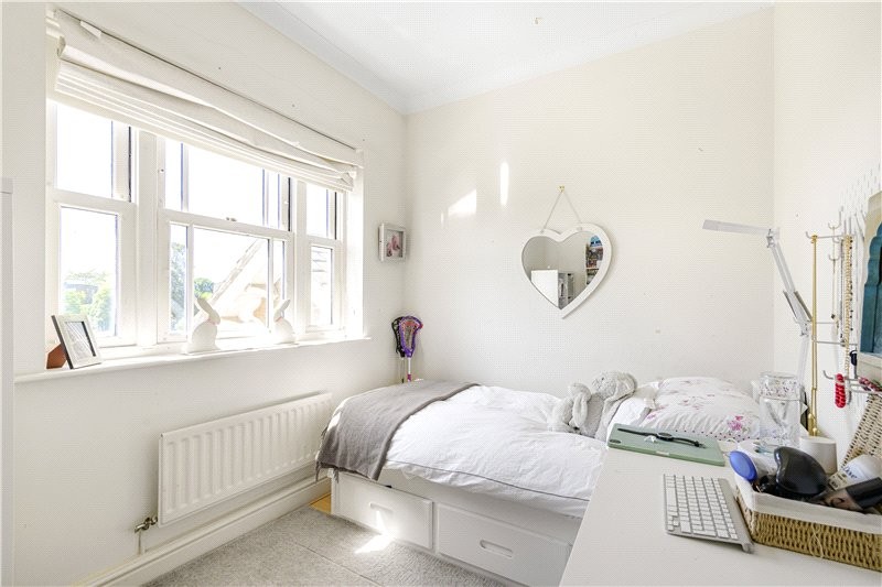 Devereux Lane, Barnes, London, SW13