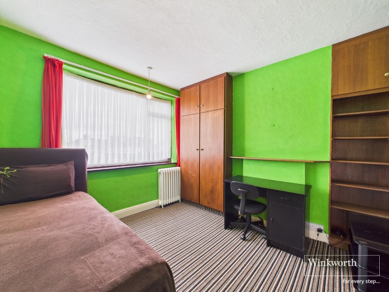 Grove Crescent, London, NW9