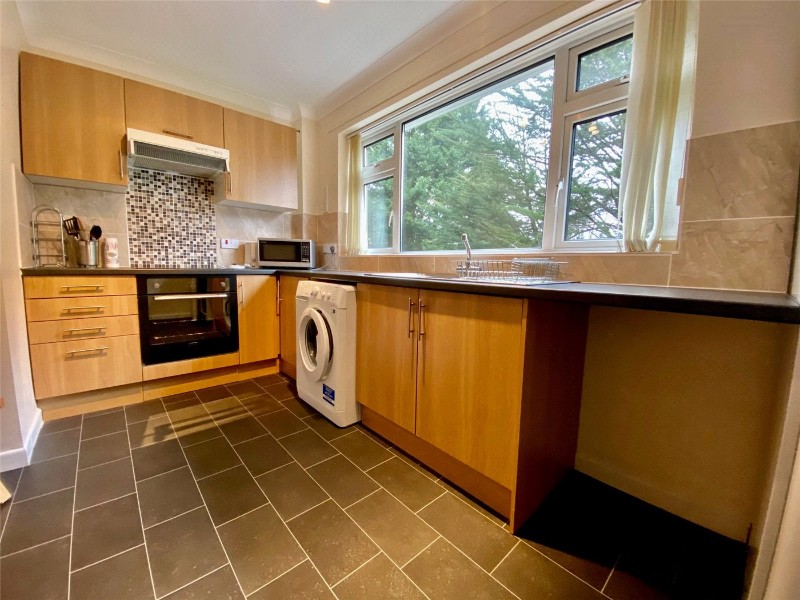 West Cliff Road, Bournemouth, BH4
