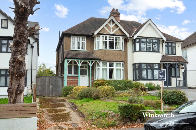 Moss Hall Grove, North Finchley, London, N12