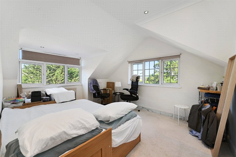 Woodfield Road, London, W5