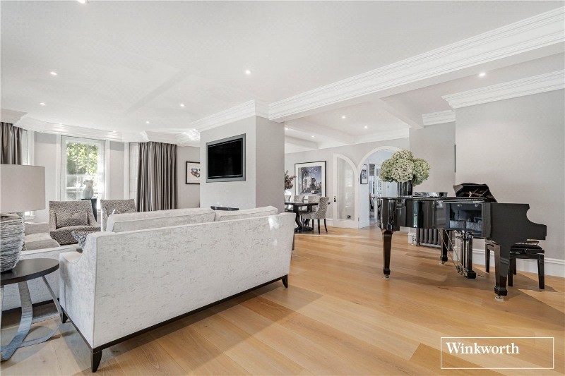 Barley Mow Road, Englefield Green, Surrey, TW20