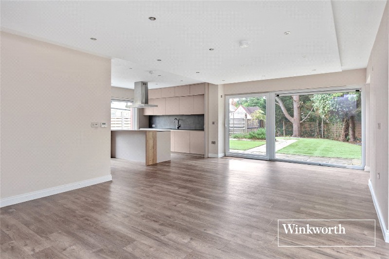Barnet Road, Arkley, EN5