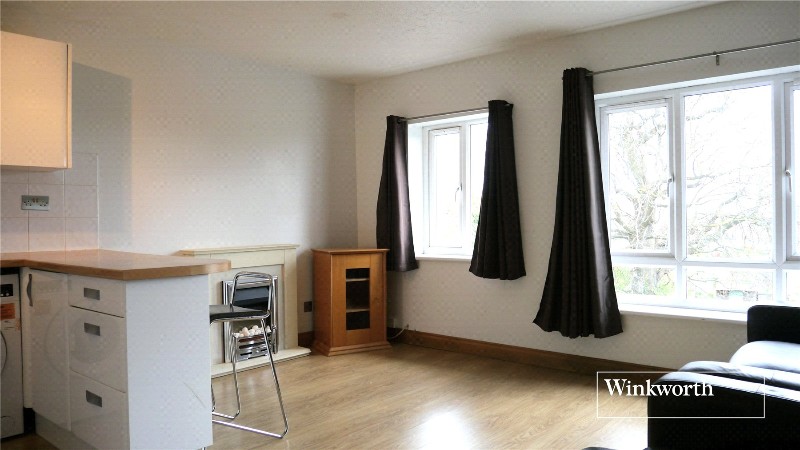 Redwood Way, Barnet, EN5