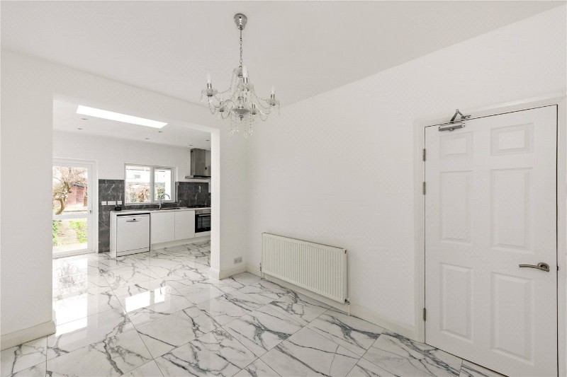 Sanderstead Road, London, E10