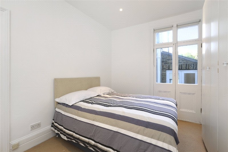 Bloemfontein Avenue, London, W12