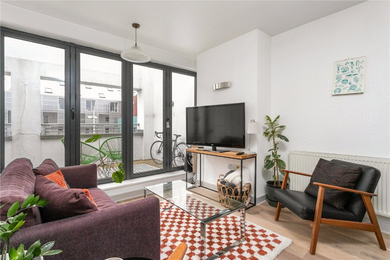 Gillett Place, London, N16