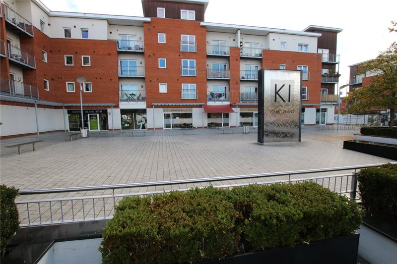 Whale Avenue, Reading, Berkshire, RG2