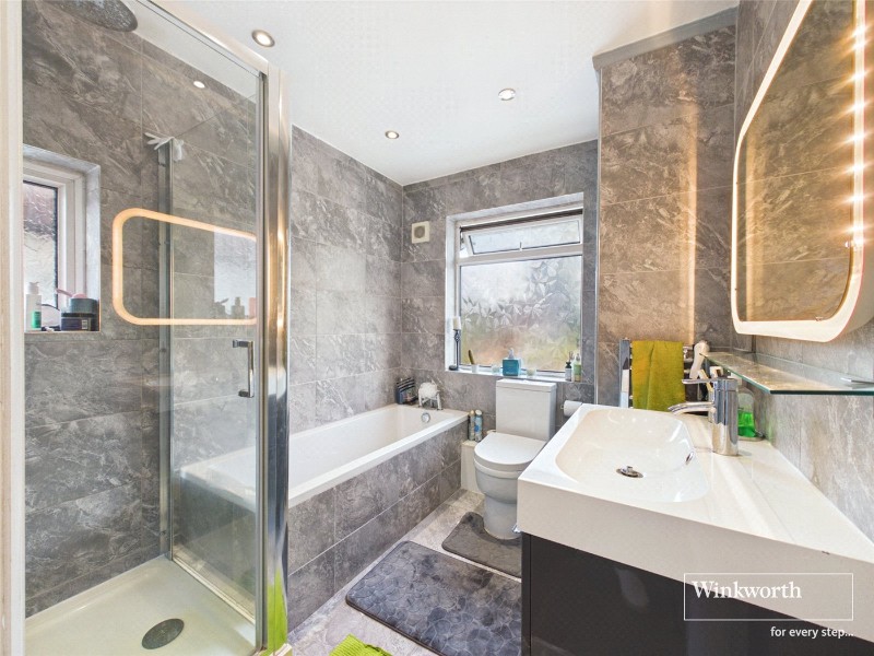 Farm Road, Edgware, HA8