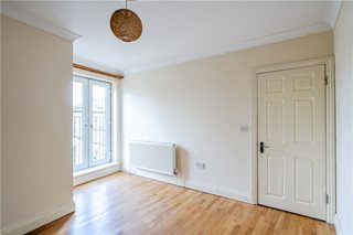 St Saviour&#39;s Road, Brixton, London, SW2