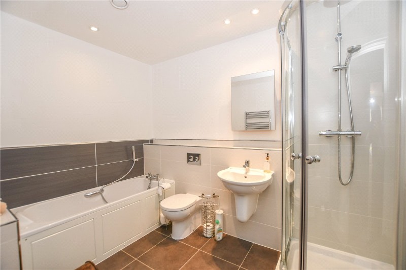Woolf Drive, Wokingham, Berkshire, RG40
