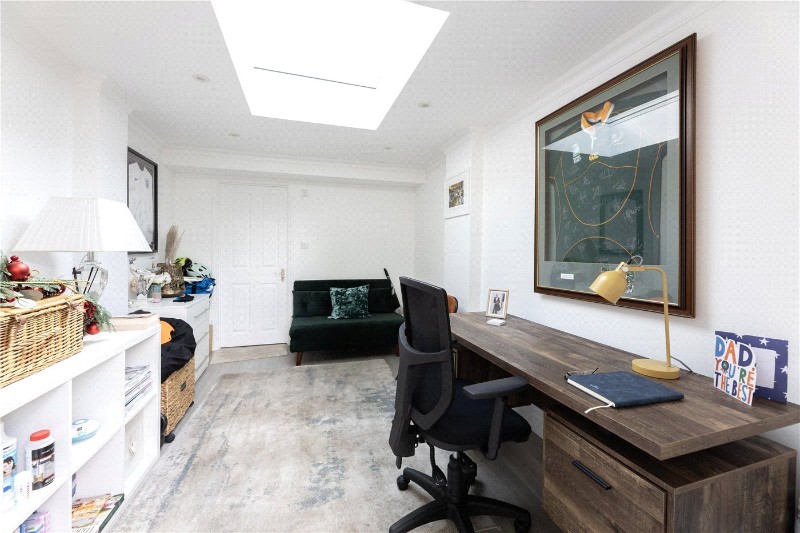 Carmalt Gardens, London, SW15