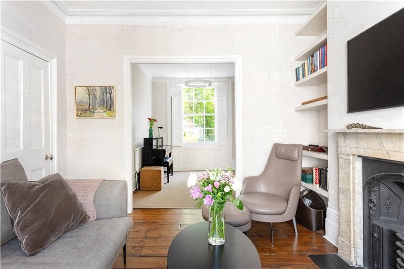 3 bedroom property for sale in Gladstone Street, London, SE1 (Ref