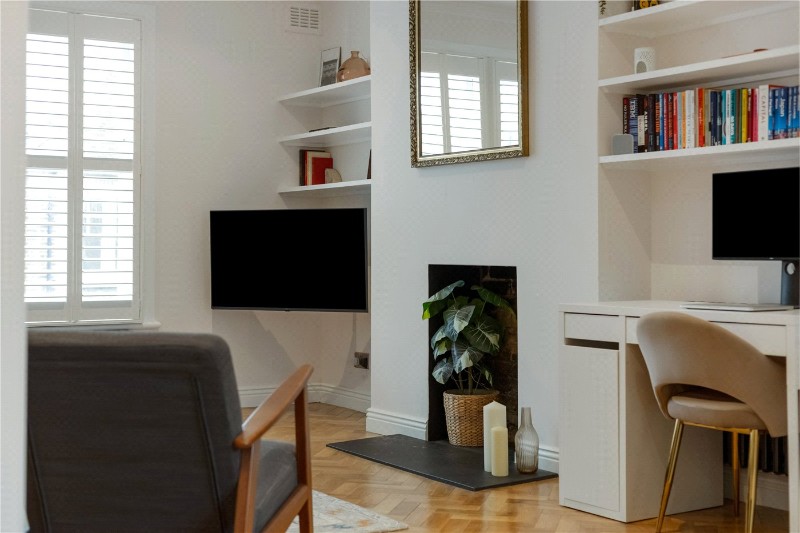 Cato Road, London, SW4