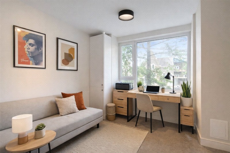 Crescent Road, London, N8