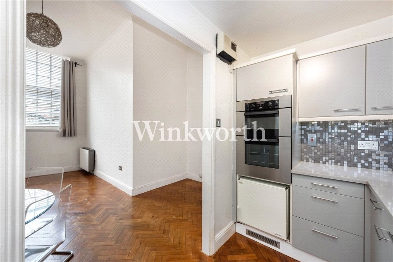 Crothall Close, London, N13