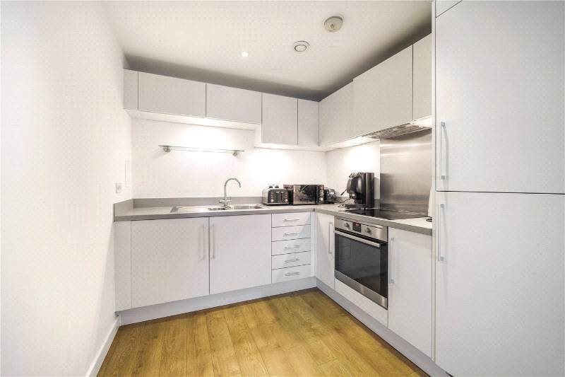 Jonzen Walk, London, E14