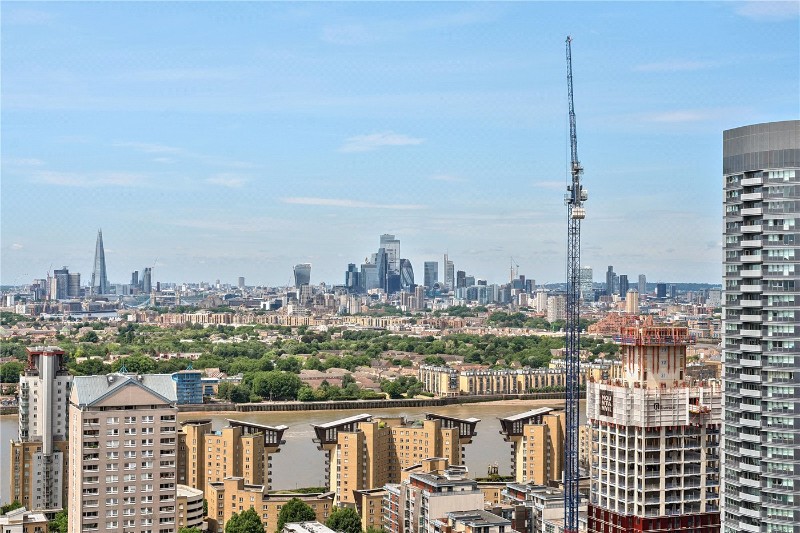 Mastmaker Road, London, E14