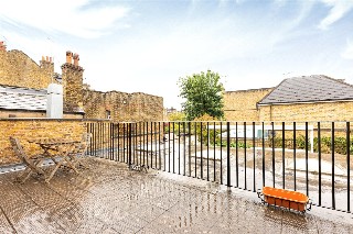 Upper Richmond Road, Putney, London, SW15