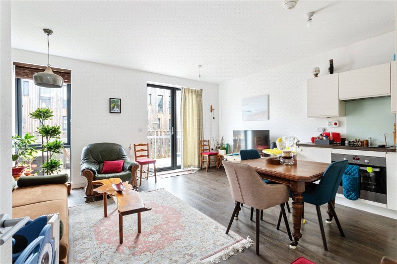 Tryon Crescent, London, E9