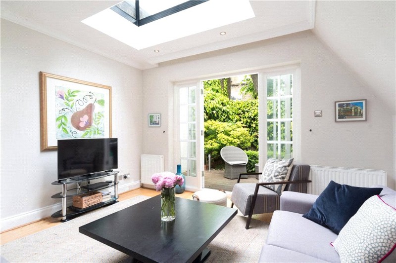 Charles Lane, London, NW8