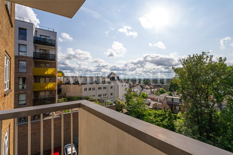 Finchley Road, London, NW11