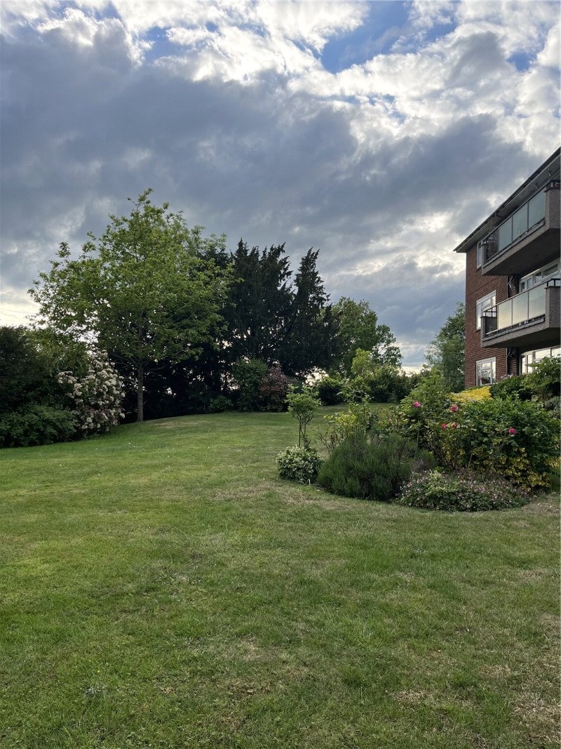 Knowl Park, Elstree, Borehamwood, Hertfordshire, WD6