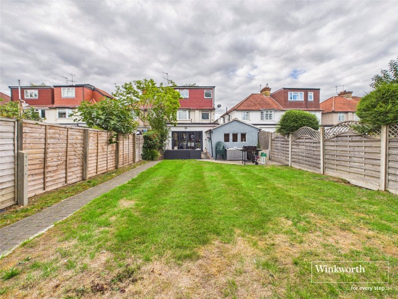 Farm Road, Edgware, HA8