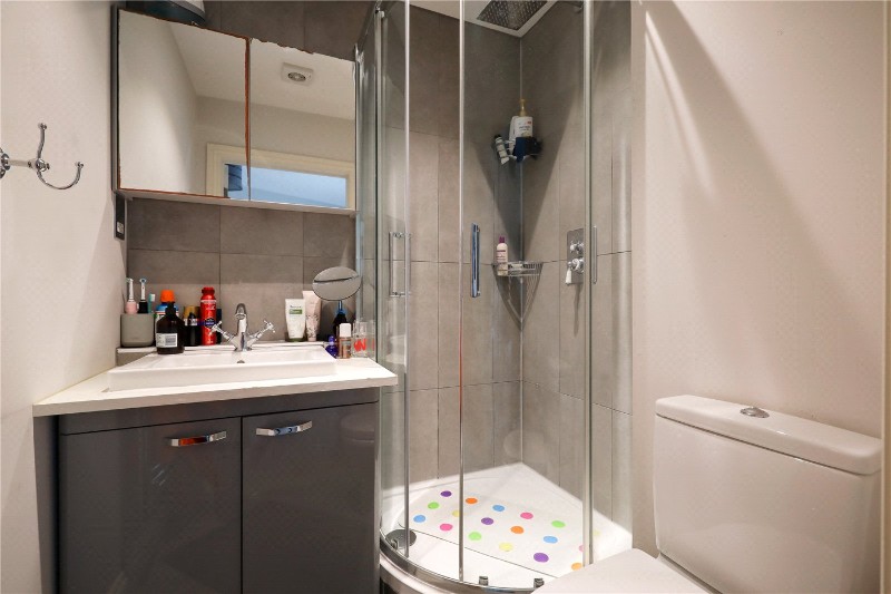 Halford Place, London, W7