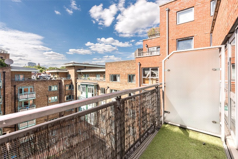 Vauxhall Bridge Road, London, SW1V