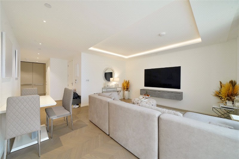 Farnfield Close, London, N8