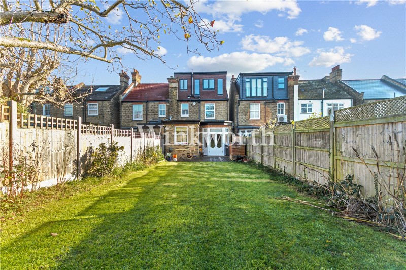 Burford Gardens, London, N13