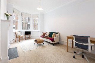Sutton Lane North, London, W4
