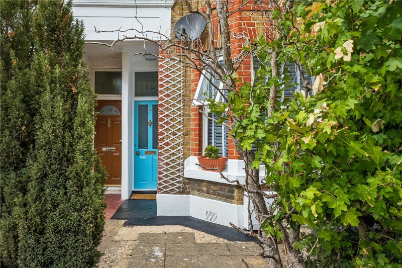 Byton Road, London, SW17