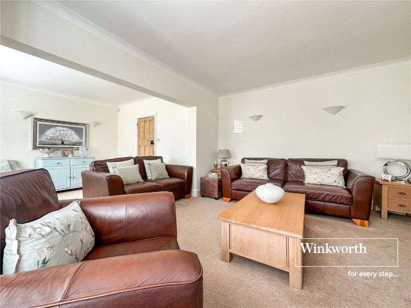 Moorside Road, West Moors, Ferndown, BH22