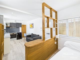 Vastern Road, Reading, Berkshire, RG1
