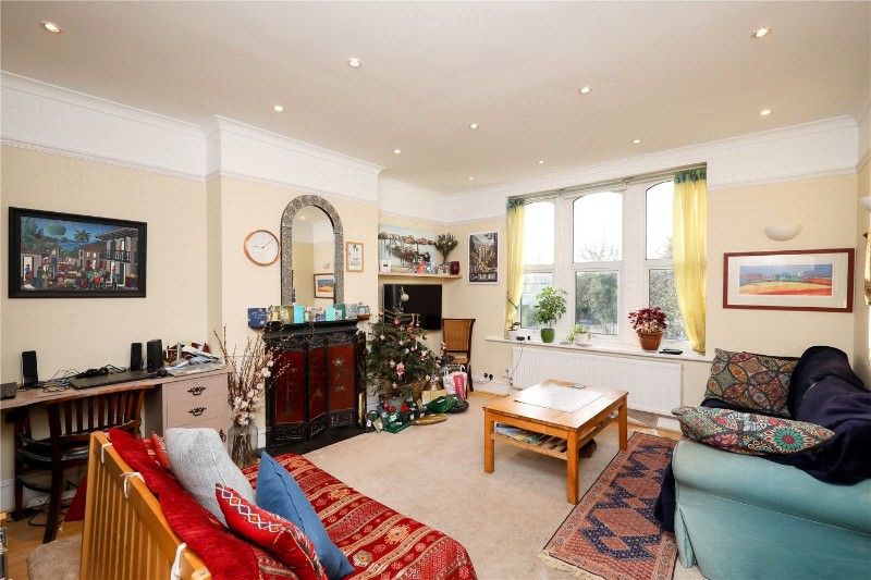 Uxbridge Road, London, W3