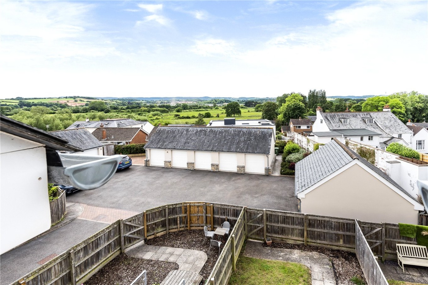 4 bedroom property for sale in Countess Wear Road, Exeter, EX2 (Ref