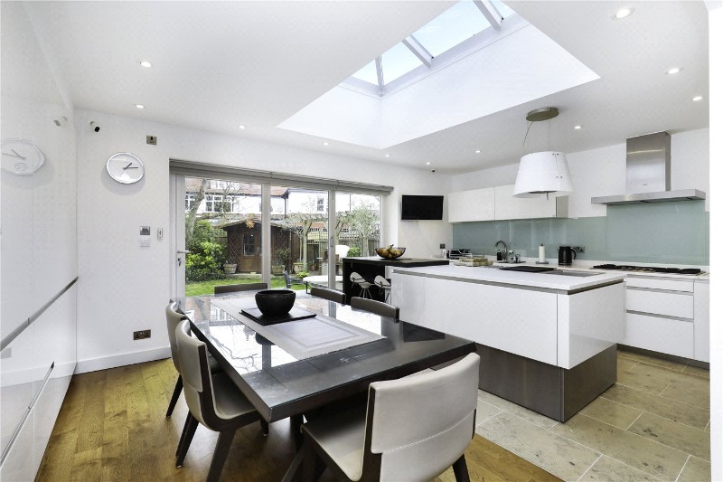 Hazelwood Close, London, W5