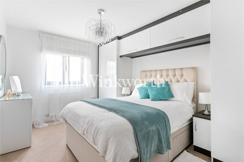 Shapland Way, London, N13