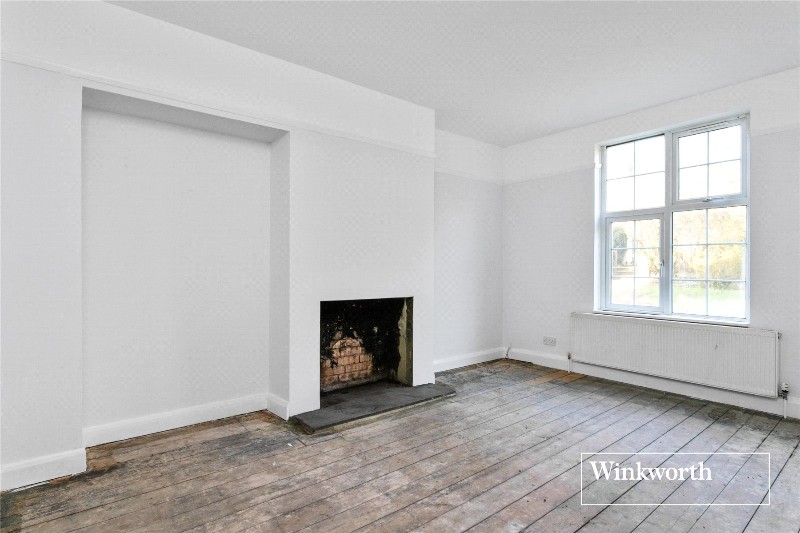 Oakgate Cottages, Ganwick, Barnet Road, Barnet, EN5