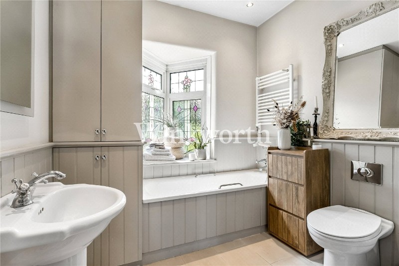 Conway Road, London, N14