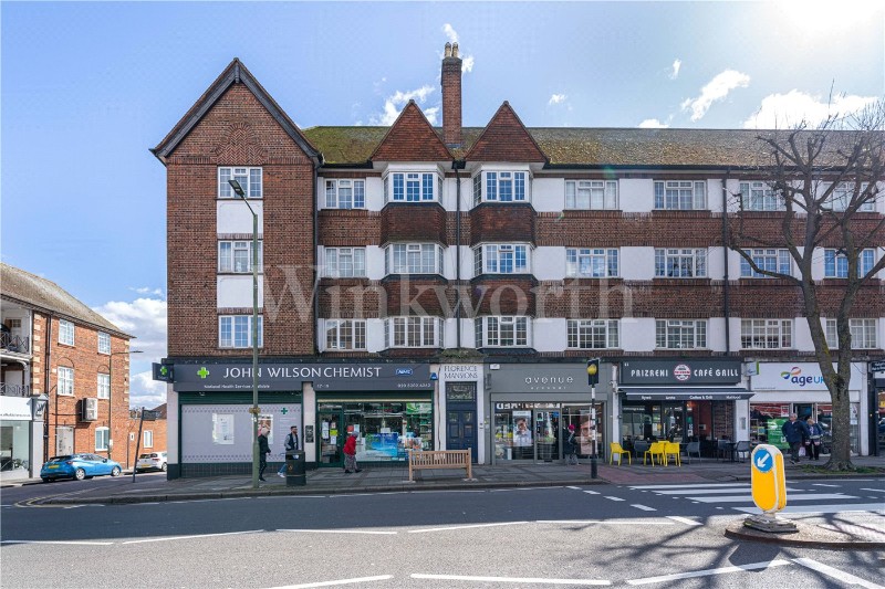 Vivian Avenue, London, NW4