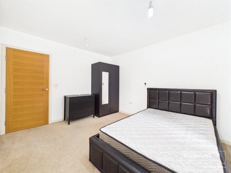 Alpine Road, Queensbury, London, NW9
