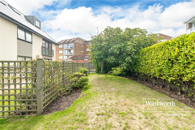 Warren Edge Close, Bournemouth, Dorset, BH6