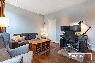 Squires Lane, Finchley, London, N3