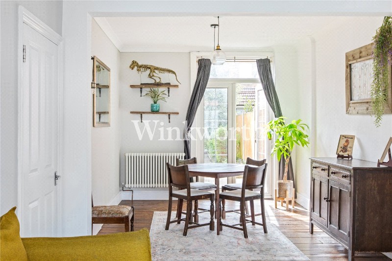 Princes Avenue, London, N13