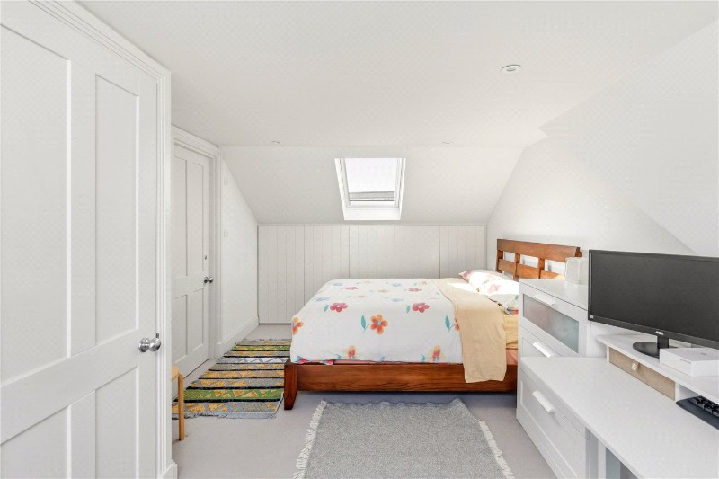 Highbury Hill, London, N5